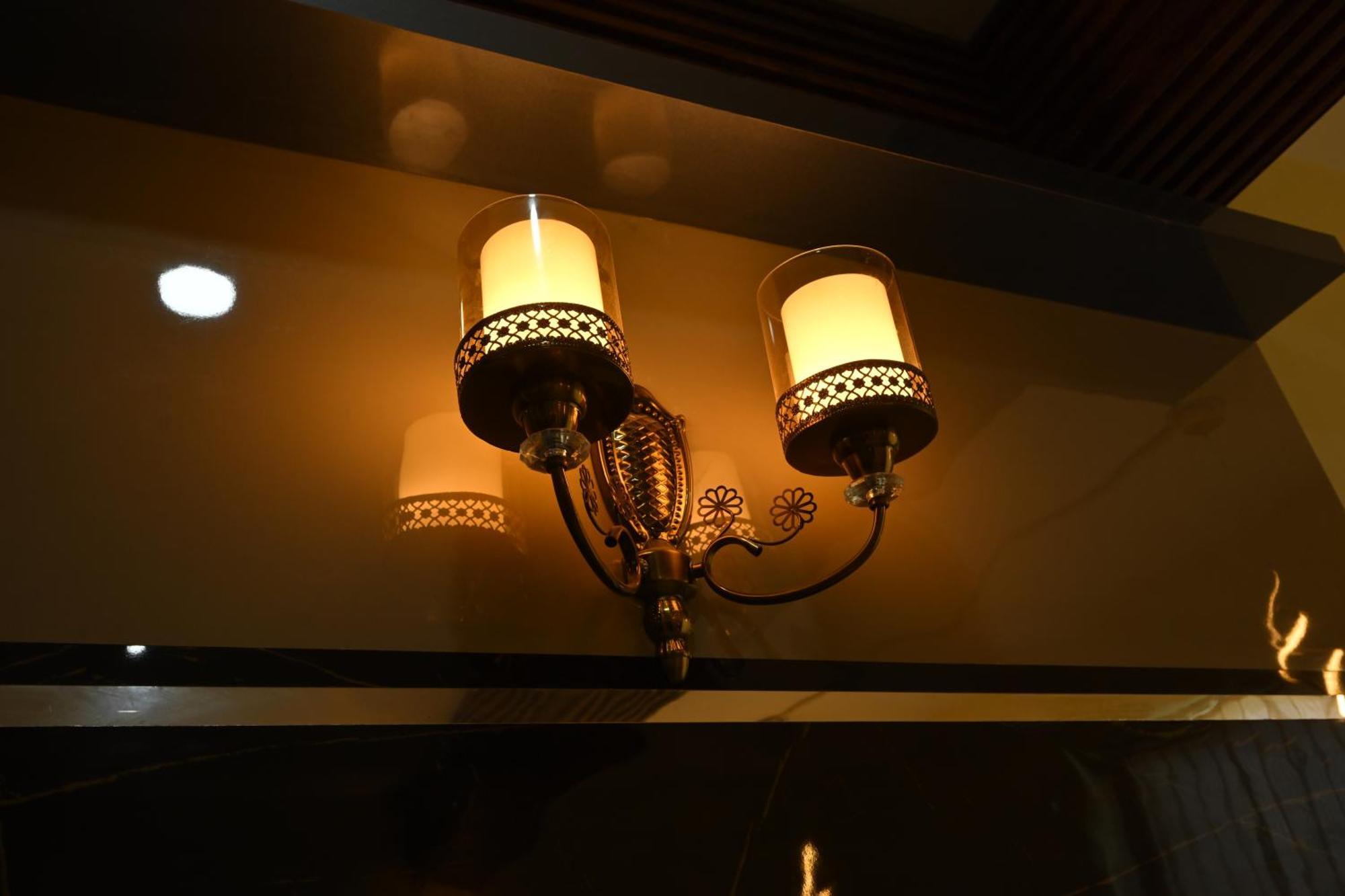 The Vintage Plaza Hotel Baripada Bagian luar foto